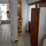 بيت ضيافة Otelia