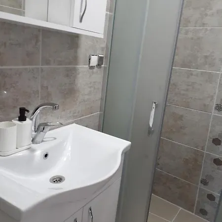 Otelia Guest house *