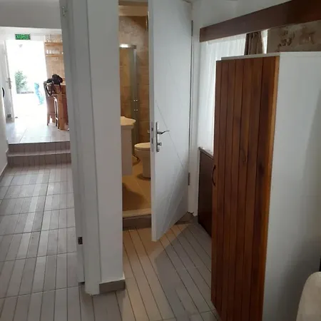 Guest house Otelia