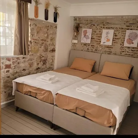 Otelia Pensión Ayvalı