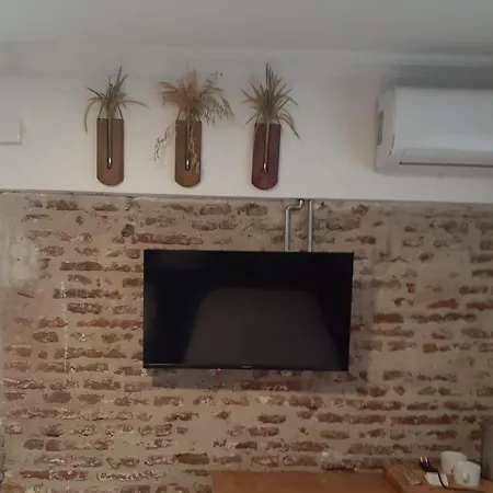 Otelia Guest house