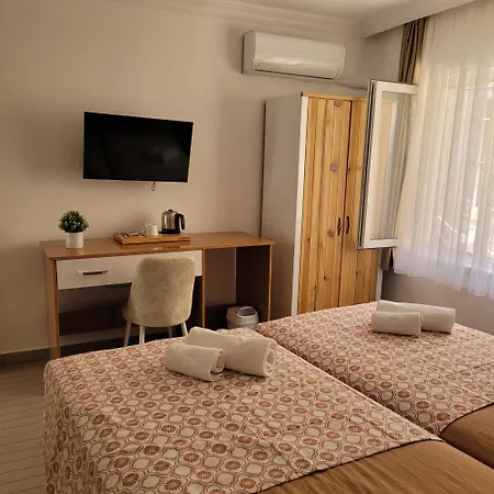 Otelia 3* Ayvalı