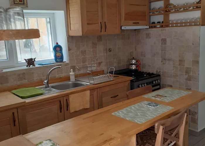 Guest house Otelia 3*